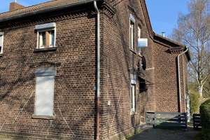 Denkmalgeschütztes Zechenhaus in Essen Kartenberg