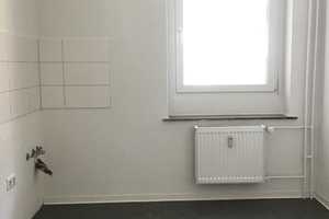 Helle 3-Zimmerwohnung mit Balkon im zentraler Lage. – Steubenstr. 13 B, 33609 Bielefeld – Vorschaubild 2