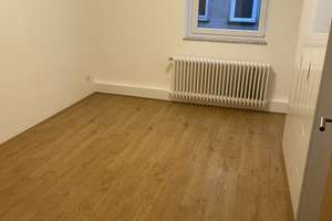 Helle 3,5-Zimmer Wohnung in Wuppertal-Oberbarmen – Färberstraße 21, 42275 Oberbarmen, Wuppertal – Vorschaubild 4
