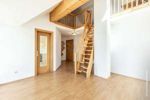 Ca. 91 m² Wohn-/Nutzfläche: Bezugsfreie Dachgeschosswohnung mit offener Galerie und Südloggia – Die vollständige Adresse der Immobilie erhältst du vom Anbieter., 80993 Alt-Moosach, München – Vorschaubild 10