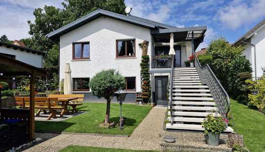 Bild von Ruhe und Privatsphäre | Einfamilienhaus in Traumlage mit Gartenoase