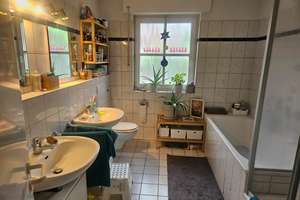 Gepflegte 3-Zimmer-Erdgeschosswohnung mit Garten, Terrasse und Garage in Krefeld-Lindental – Die vollständige Adresse der Immobilie erhältst du vom Anbieter., 47804 Kempener Feld/Baackeshof, Krefeld – Vorschaubild 3