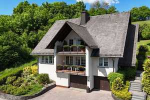 Gepflegtes Einfamilienhaus in Sundern – Hochsauerlandkreis – Vorschaubild 1