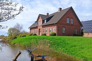 Ein außergewöhnliches Anwesen in Alleinlage vor den Toren von Sylt ist für Sie vorbereitet. Neuer Pr – Die vollständige Adresse der Immobilie erhältst du vom Anbieter., 25927 Neukirchen – Vorschaubild 8