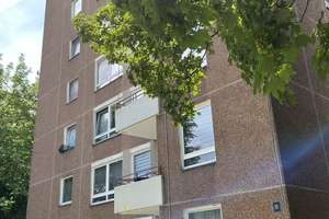 Auf gute Nachbarschaft: praktische 3-Zimmer-Wohnung mit Balkon!