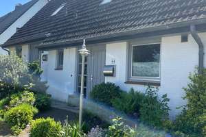 Gepflegtes 5-Zimmer-Haus mit Carport in Harrislee – Die vollständige Adresse der Immobilie erhältst du vom Anbieter., 24955 Harrislee – Vorschaubild 1