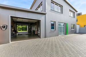 Industrielles Loft mit Charakter – ein Zuhause für Individualisten und Autofans – Die vollständige Adresse der Immobilie erhältst du vom Anbieter., 41466 Reuschenberg, Neuss – Vorschaubild 1