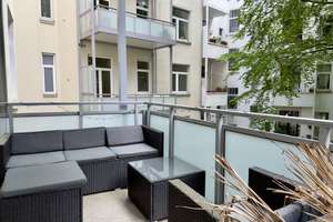HANNOVER-LIST: Altbau, modernisierte 2 Zimmer mit Balkon, Holzdielen, Parkett, Feinputz, EBK u.v.m. – Die vollständige Adresse der Immobilie erhältst du vom Anbieter., 30163 List, Hannover – Vorschaubild 4