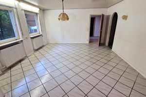 1-2 Fam.-Haus mit sehr gutem Raumangebot und Hof, Carport mit 50 m² und Gartenmöglichkeit – Südliche Weinstraße (Kreis) – Vorschaubild 34