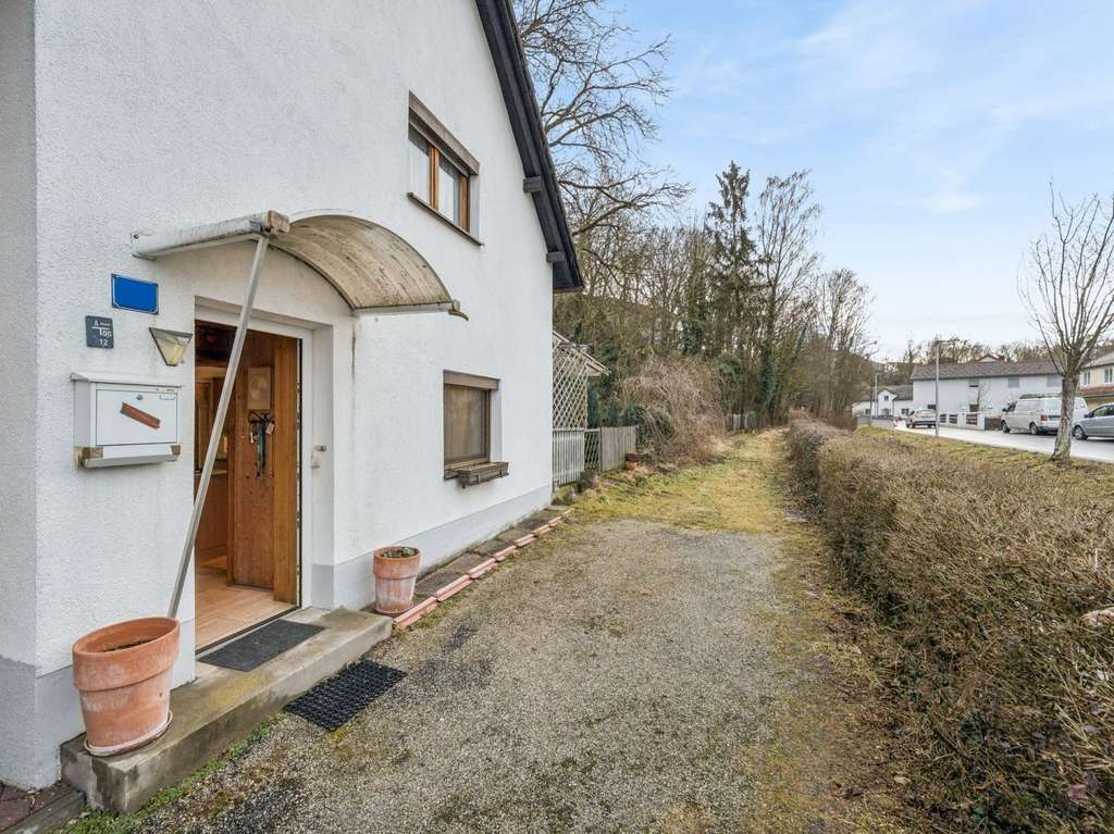Immobilie in Dingolfing - Modernisiertes Einfamilienhaus in bester Lage von Dingolfing - Bild 1