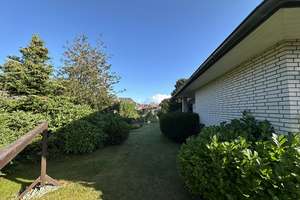 Repräsentativer weißer Bungalow mit gepflegtem Garten – Die vollständige Adresse der Immobilie erhältst du vom Anbieter., 26817 Rhauderfehn – Vorschaubild 6