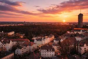 Luxuriös ausgestattete und lichtdurchflutete 3-Zimmer-Wohnung direkt am Wittelsbacher Park – Die vollständige Adresse der Immobilie erhältst du vom Anbieter., 86159 Antonsviertel, Augsburg – Vorschaubild 3