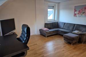 möblierte 2 Zimmer Dachgeschoss Wohnung in Düsseldorf Wersten (Nähe Botanischer Garten & HHU) – Die vollständige Adresse der Immobilie erhältst du vom Anbieter., 40589 Wersten, Düsseldorf – Vorschaubild 4