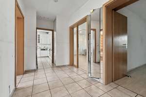 Attraktive 3-Zimmer-Wohnung in Gelsenkirchen-Buer – mit Balkon, Carport und Lage im 2. Obergeschoss – Die vollständige Adresse der Immobilie erhältst du vom Anbieter., 45894 Buer, Gelsenkirchen – Vorschaubild 4
