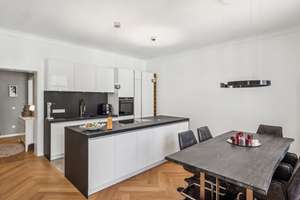 Kernsanierte 3,5-Zimmer Altbauwohnung (mit Südbalkon) in Premiumlage von Neuhausen – Wendl-Dietrich-Straße 2, 80634 Neuhausen, München – Vorschaubild 2