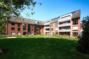 Großzügige 4-Raum-Dachgeschosswohnung mit Süd-West-Ausrichtung – Steubenstraße 11, 40599 Reisholz, Düsseldorf – Vorschaubild 3