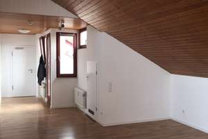Tolle 2-Zimmer-DG Wohnung mit Balkon im Zentrum von Pfullingen – Zeppelinstraße 1, 72793 Pfullingen – Vorschaubild 5