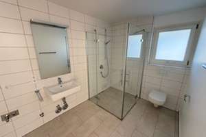 Neuwertige 3-Zimmer mit Balkon und Tiefgaragenstellplatz – Kantstraße 67, 75175 Buckenberg, Pforzheim – Vorschaubild 2