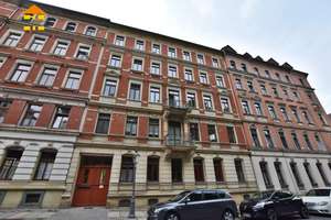 Renovierte & frisch vermietete 3-ZI-WE mit Balkon + Stpl. zur Kapitalanlage! – Lessingplatz 3, 9130 Sonnenberg, Chemnitz – Vorschaubild 1