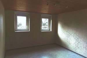 Mehrfamilienhaus in Bernsdorf, auch geeignet zum Ausbau für nur 1 Familie – Die vollständige Adresse der Immobilie erhältst du vom Anbieter., 2994 Bernsdorf – Vorschaubild 8