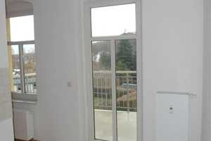 Borna-Heinersdorf: Ruhige 2-Zimmer-Wohnung mit großem Balkon (Hofseite), Laminatboden & Badewanne – Wittgensdorfer Straße 6, 9114 Chemnitz – Vorschaubild 9
