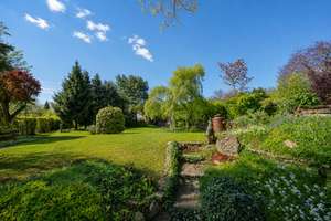 Exklusive Villa mit acht Zimmern, Tiefgarage und traumhaftem Garten – Die vollständige Adresse der Immobilie erhältst du vom Anbieter., 13158 Rosenthal, Berlin – Vorschaubild 12