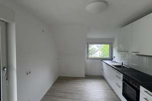 Familienfreundliche 3-Zimmer-Wohnung mit Einbauküche, drei Balkonen und Venusbergausblick – Die vollständige Adresse der Immobilie erhältst du vom Anbieter., 53129 Dottendorf, Bonn – Vorschaubild 20