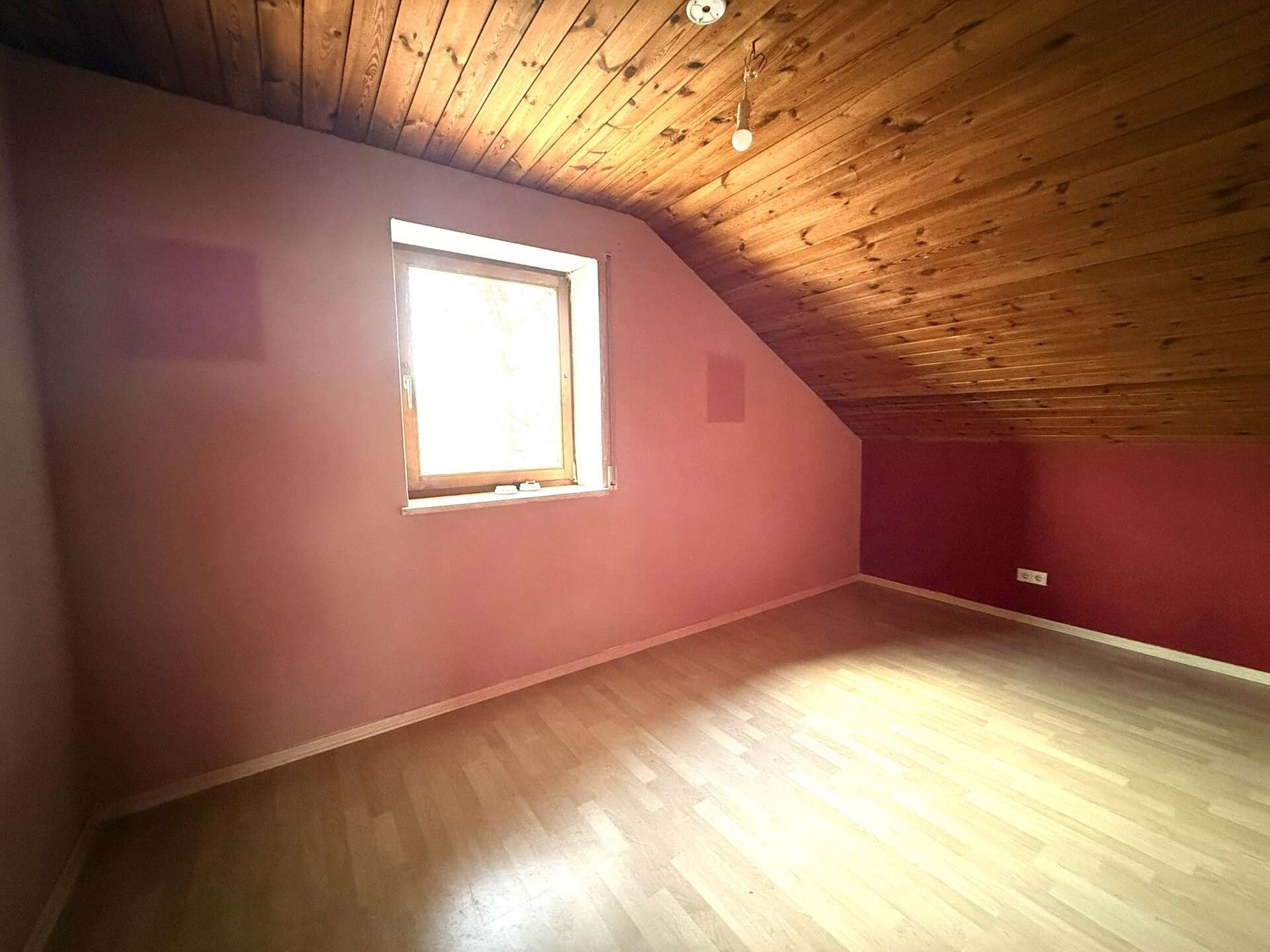 Immobilie in Fridolfing - attraktives idyllisches Familienheim in ruhiger Wohnlage - Bild 6