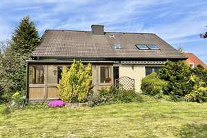 Einfamilienhaus mit großem Garten und Doppelgarage – Die vollständige Adresse der Immobilie erhältst du vom Anbieter., 32756 Detmold – Vorschaubild 25
