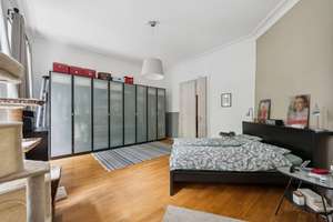 Gründerzeit-Altbau – bezugsfreie 4-Zimmer-Wohnung mit Balkon im Herzen der Bonner Südstadt – Die vollständige Adresse der Immobilie erhältst du vom Anbieter., 53113 Südstadt, Bonn – Vorschaubild 10