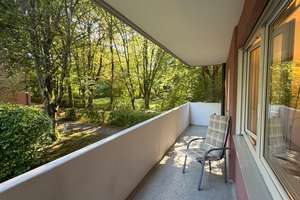 Viel Platz für den Alltag in dieser 5-Zimmer-Wohnung in München mit Tiefgarage 