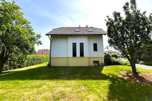Luxuriöses Anwesen bei Frohburg: Eleganz und Komfort mit Garten, Terrasse und Kamin, ideal gelege... – Leipzig (Kreis) – Vorschaubild 3