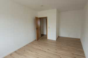 Sonnige Wohnung mit Balkon und Einbauküche* – Augustusburger Straße 149, 9126 Chemnitz – Vorschaubild 10