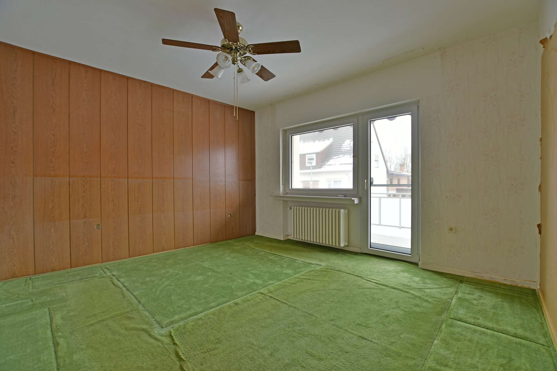 Immobilie in Niedenstein - Gepflegtes Ein- bis Zweifamilienhaus in reizvoller Feldrandlage von Niedenstein-Metze - Bild 1