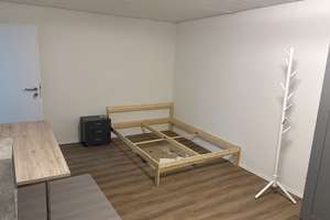 Renoviertes WG-Zimmer-Dachgeschosswohnung in Neu-Ulm mit Balkon u. Einbauküche  – Am Hügel 8, 89233 Neu-Ulm – Vorschaubild 6