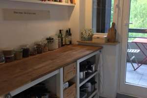 Ruhig gelegene 3-Zimmer-Wohnung mit zwei Balkonen, Tiefgaragenstellplatz und Aufzug – Dattelweg 37A, 70619 Riedenberg, Stuttgart – Vorschaubild 4