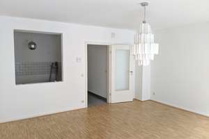 ab 01.09.: helle 3 ZKB Wohnung in bester Oberstadtlage – Marburger Str. 9, 57072 Siegen, Siegen – Vorschaubild 2