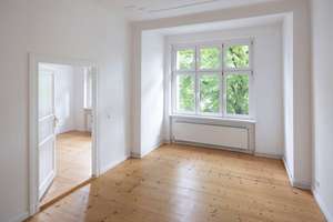 BEZUGSFREI | Perfekte Aufteilung: Helle 2-Zimmer-Altbauwohnung in Tempelhof! – Ordensmeisterstraße 49A, 12099 Tempelhof, Berlin – Vorschaubild 1