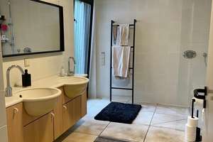 Lichtdurchflutete  120qm-Wohnung mit Garten & Pool in Königswinter – Die vollständige Adresse der Immobilie erhältst du vom Anbieter., 53639 Königswinter – Vorschaubild 8
