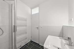 Property thumbnail 16