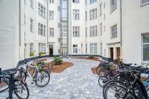 Große 4-Zimmer-Altbauwohnung mit Balkon in Charlottenburg-Wilmersdorf – Gieselerstraße 20, 10713 Berlin – Vorschaubild 3