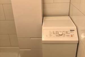 Möblierte, neuwertige 2,5-Zimmer-Wohnung mit zwei Balkonen und EBK in zentraler Lage – Friedhofstrasse 25, 70191 Am Pragfriedhof, Stuttgart – Vorschaubild 12