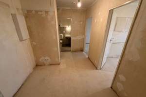 Raum für Ihre Ideen: Renovierungsbedürftige Wohnung mit großem Entwicklungspotenzial! – Hakenfelder Str. 9a, 13587 Hakenfelde, Berlin – Vorschaubild 3
