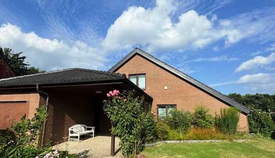 Bild von Ruhiges Wohnen am Flughafen -  Einfamilienhaus in  Langenhorn