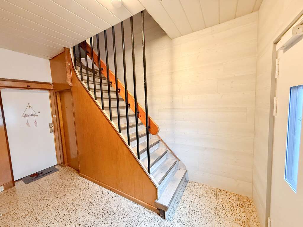 Immobilie in Bad Marienberg (Westerwald) - Gepflegtes Mehrfamilienhaus mit 8 Einheiten - Im Zentrum von Bad Marienberg! - Bild 3