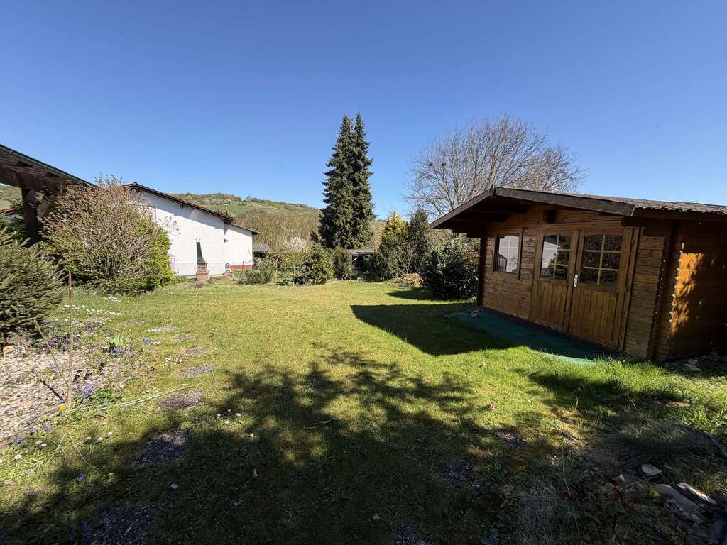 Immobilie in Appenheim - Ihr neues Zuhause mit Extras: Platz, Garten und Vermietungschance - Bild 1