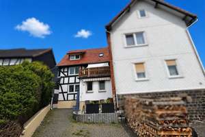 Denkmalschutz: Wunderschönes Einfamilienhaus in Dreihausen