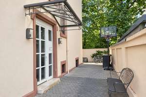 Über den Dächern von Sachsenhausen-Nord: Altbau-Etage mit Aufzug und Skylineblick – 60594 Sachsenhausen-Nord, Frankfurt am Main – Vorschaubild 24