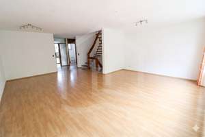 Zuhause im Grünen – Reihenhaus in traumhafter Waldrandlage – Die vollständige Adresse der Immobilie erhältst du vom Anbieter., 74172 Neckarsulm – Vorschaubild 2