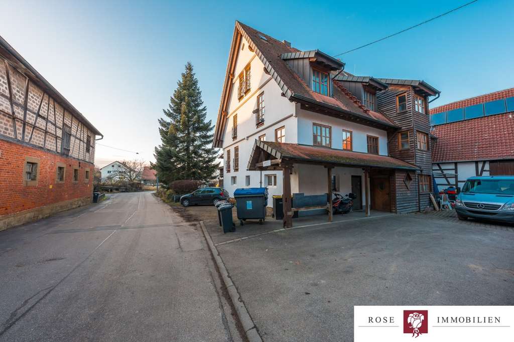 Immobilie in Leutenbach - Großzügige Etagenwohnung mit großem Wohn- und Essbereich sowie einem Außenstellplatz in Leutenbach-H - Bild 4